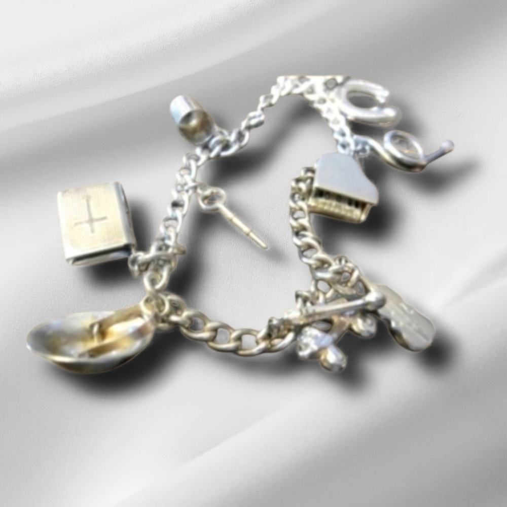 🐝 Vintage sterling charm bracelet 6.5"
